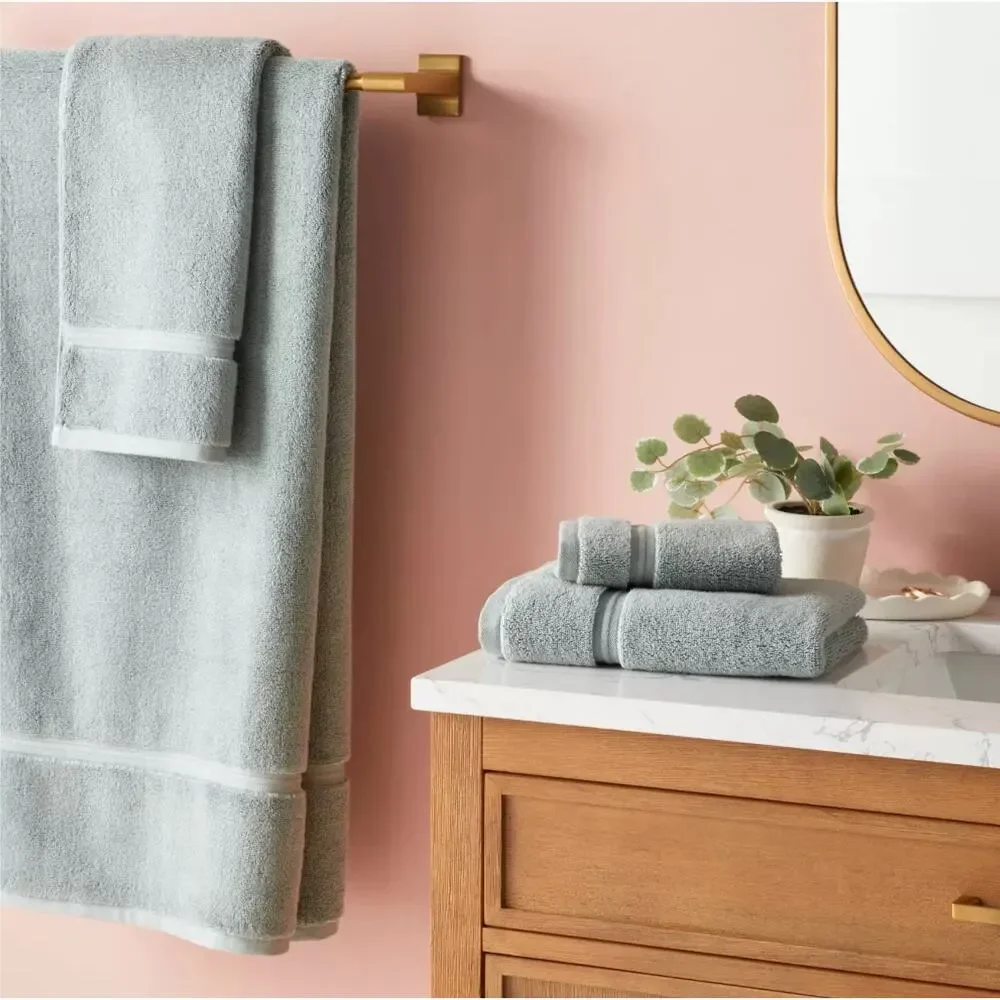 Threshold Oversized Spa Plush Bath Towel Sage Green NEW